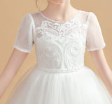 Short Sleeves Ivory Tulle Flower Girl Dresses With Lace Appliques FL0001